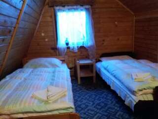 Дома для отпуска U Eskulapa Bieszczady Лютовиска Шале с двумя спальнями-9