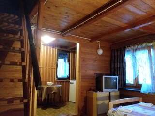 Дома для отпуска U Eskulapa Bieszczady Лютовиска Шале с двумя спальнями-10